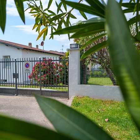 Casa Vacanza Acqua Dolce Maccagno Eksteriør bilde