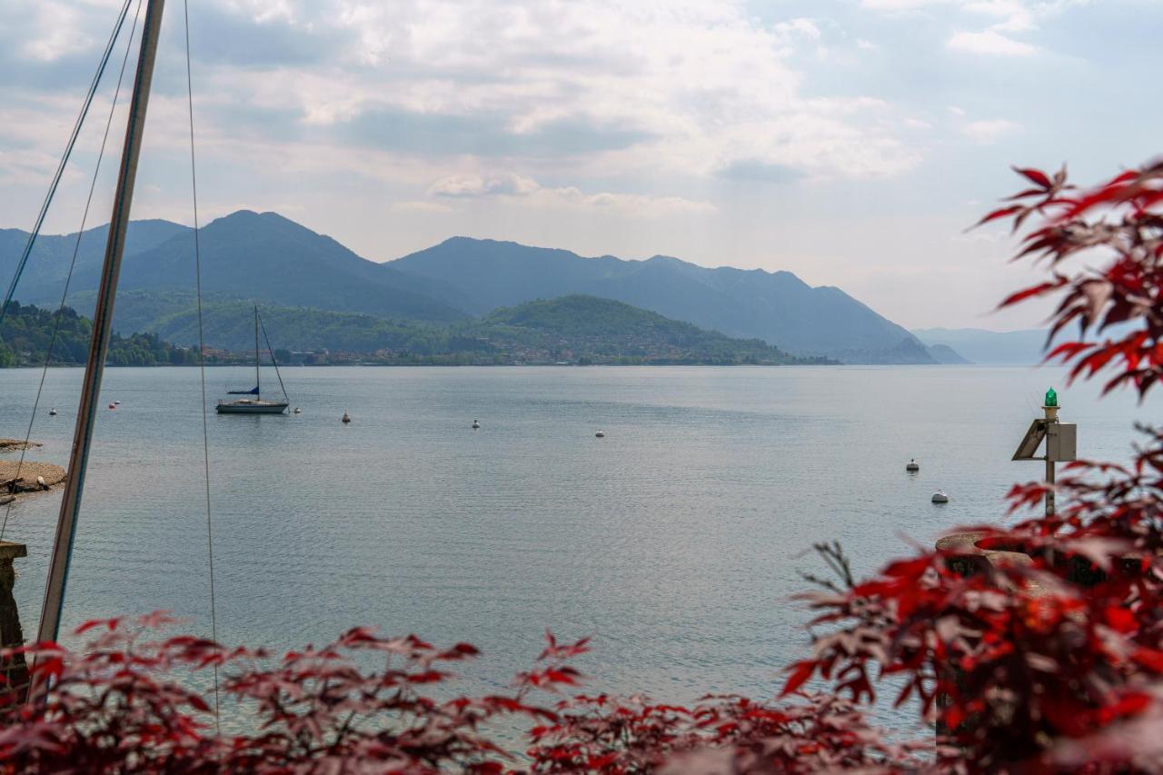 Casa Vacanza Acqua Dolce Maccagno Eksteriør bilde